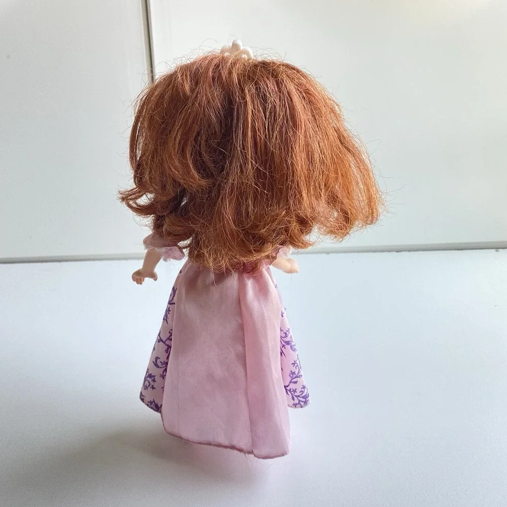 2012 Disney Sofia The First 11